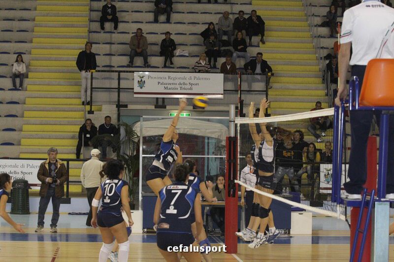 111120 sport2 739_tn.jpg